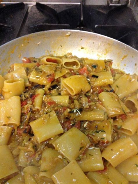 Check spelling or type a new query. Paccheri alla ghiottona con melanzane, zucchine, peperoni ...