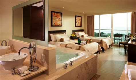 Hard Rock Hotel Cancun Modern Vacations