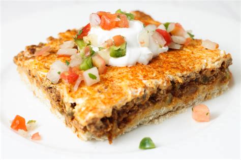 See full list on foodnetwork.com Deep Dish Taco Squares - The Farmwife Cooks