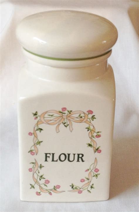 Nivag Crockery Eternal Beau Flour Storage Jar And Lid