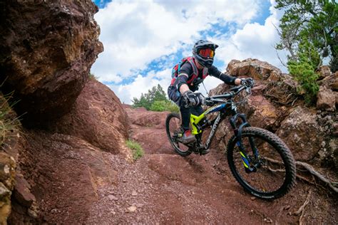 Experts Pick The Best Mountain Bike Trails In The World