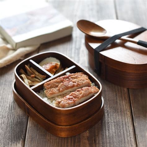 Traditional Wooden Bento Box Japanese Cedar Square Or Ellipse Shape