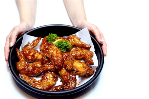 There's nothing quite like having halal fried chicken delivered right to your doorstep to brighten up your day. 16 Best Korean Fried Chicken In Singapore - So Good You ...