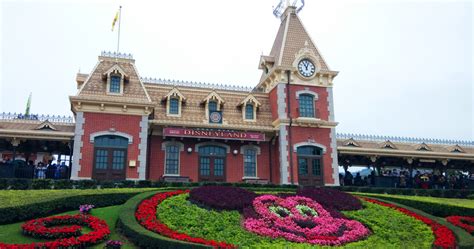 Kunjungan Ke Disneyland Membludak Harga Saham Walt Disney Meroket
