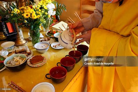 Tu An Buddhist Temple Ancestors Altar Buddhist Ceremony Tea And