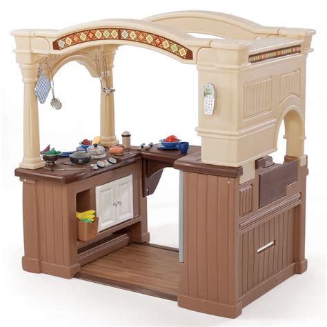 A play kitchen set boosts creativity and also helps children learn important life skills like cooperation, sharing, team work and keeping things clean & organized. Best Kitchen Plays for Kids - HomesFeed