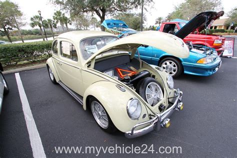 2013-02-16 - Classic Car Show in Fort Myers, Florida