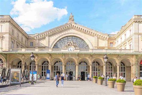 Guía De La Estación De Tren Gare De Lest