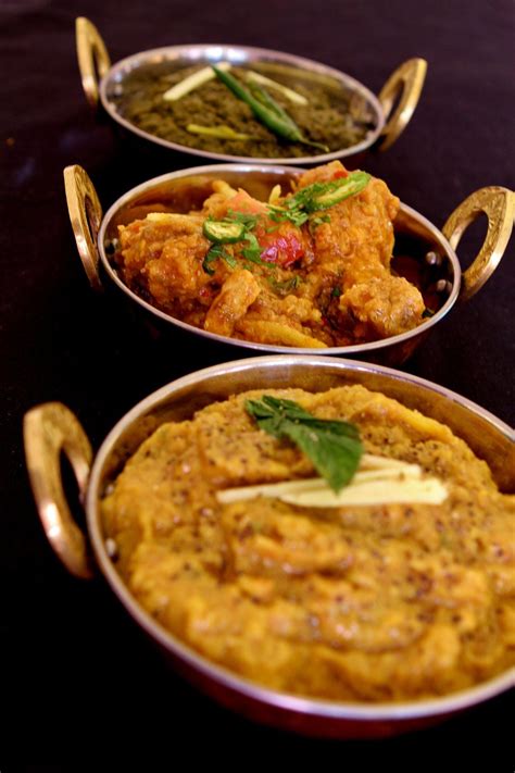 Pakistani Cuisine At Its Best Spinach Masala Curry Chicken And Ginger
