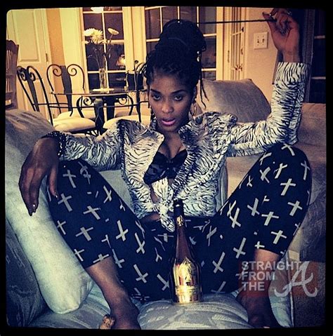 Is This Art Joseline Hernandez Gets Nude Body Painted Photos Straight From The A Sfta