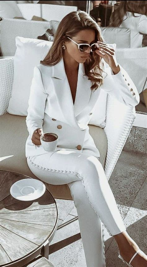 Luxury Lifestyle Motivation Billionaire Lifestyle Luxurious Life In 2022 Woman Suit