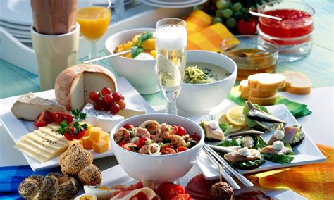 Top 10 Breakfast Places in Karachi You Should Visit