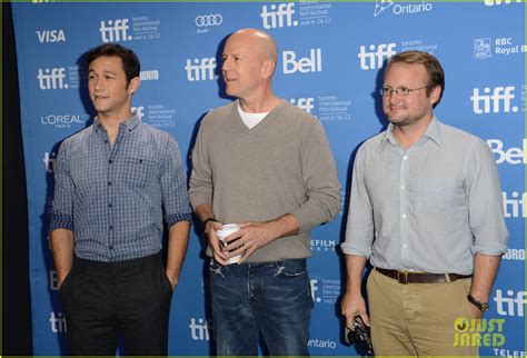 joseph gordon levitt and emily blunt looper premiere at tiff photo 2715835 bruce willis