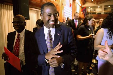 Donald Trump And Ben Carson Gain Strength In Poll Of Republicans Wsj