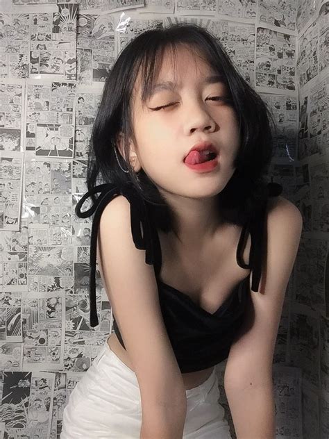 Pin By Meysam Hamzehi On Ulzzang Korean Girl In 2021 Pretty Girls
