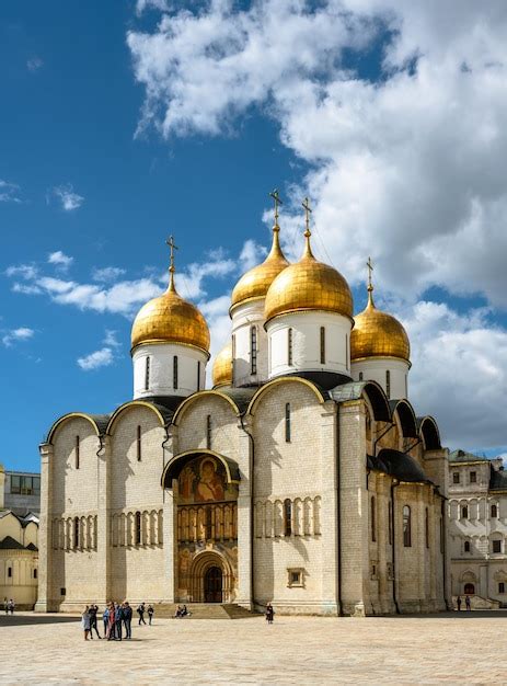 Premium Photo Assumption Or Dormition Cathedral Inside Moscow Kremlin