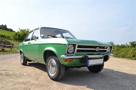 Opel Ascona A Oldtimer mieten | Classic Cars Oldtimervermietung