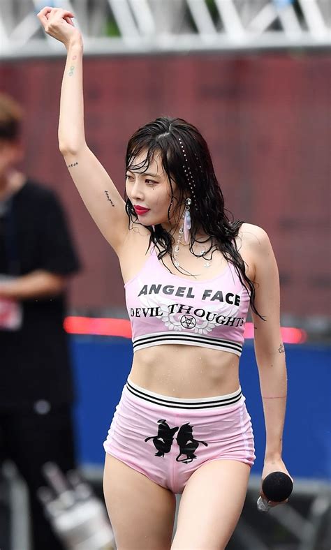 10 Times Hyuna Was A Sexy Queen With Abs For Days In Crop Tops Koreaboo