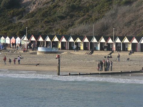 Bournemouth West Cliff Beach Huts © Chris Downer Cc By Sa20