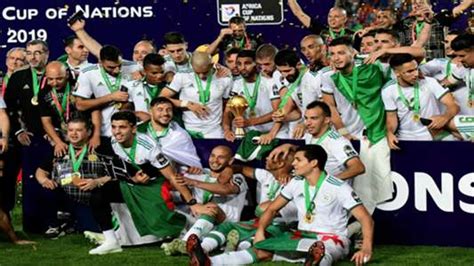 صور احتفالات الجزائر بكأس الأمم الأفريقية 2019