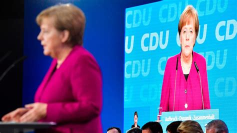 Cdu Parteitag Angela Merkel Kündigt Programmatische Erneuerung Der