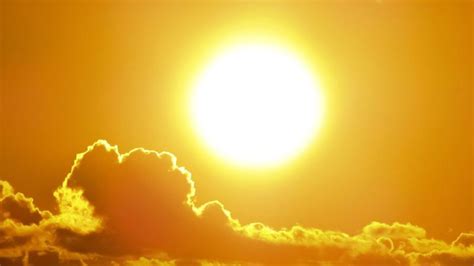 The sun, london, united kingdom. Sun directly above Sri Lanka from tomorrow till April 15 ...