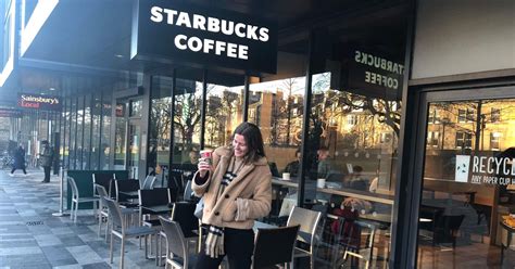 Starbucks vs Local Coffee Shops: Which One Should You Choose