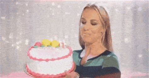 Beautiful cake on her birthday. Stardoll Grátis Brasil •: Look do dia + Happy Birthday for ...