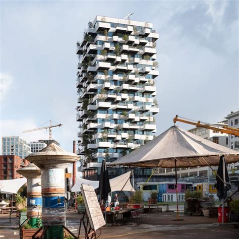 Stefano Boeri Covers Social Housing Tower With 10000 Plants Bayarpediha