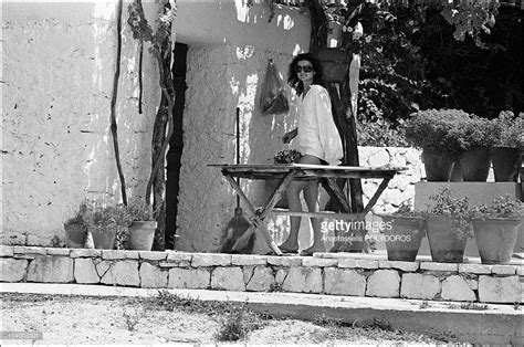 Jackie Onassis On Scorpio Island In Greece On July 14 1975 Jackie