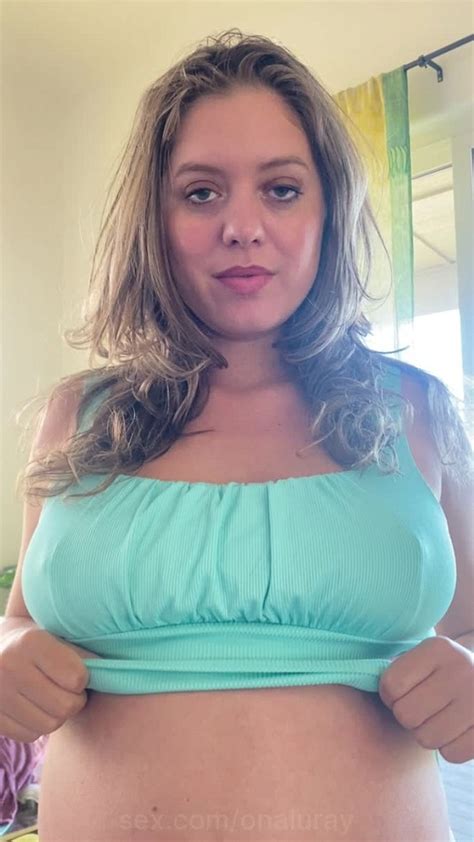 Onaluray Slow Reveal Babe Pregnant Tits
