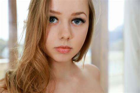 X Face Blue Eyes Woman Girl Model Blonde Wallpaper Coolwallpapers Me