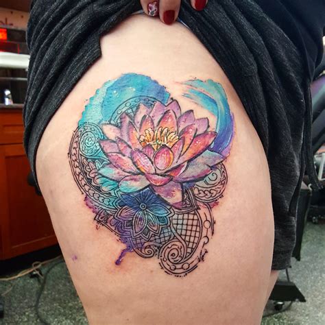 Watercolor Lotus Thigh Tattoo By Amy Zager At Tattoo Factory In Chicago Il R Tattoos