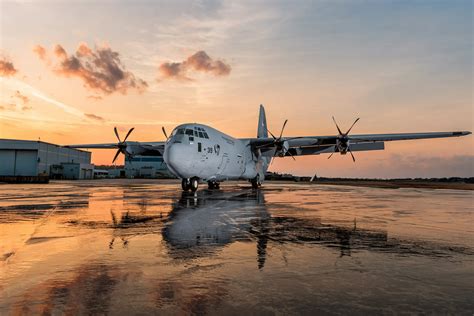 Lockheed Entrega El Primer C 130j Super Hercules En Indonesia
