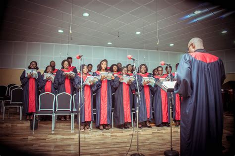 6 Interesting Facts About Church Choir Robes That You Should Know
