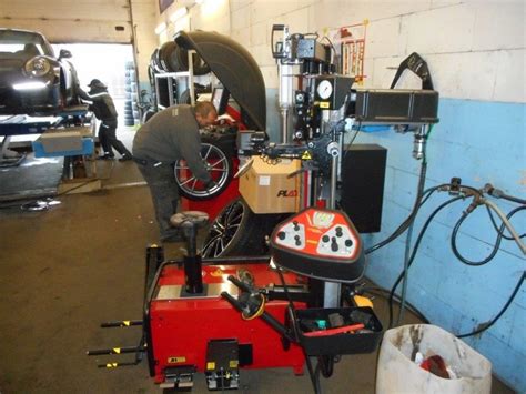 Maybe you would like to learn more about one of these? LKW-Reifen & LKW-Felgen kaufen bei Nord-Truck