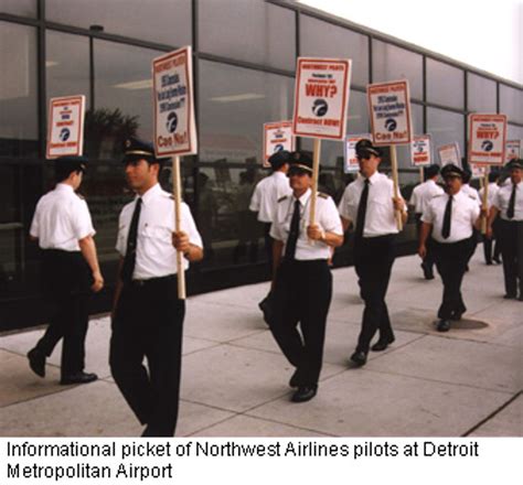 Northwest Airlines Pilots Union In Talks As Strike Deadline Approaches