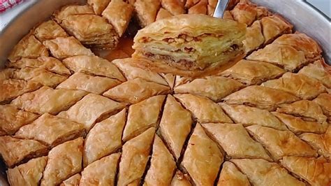 HİÇ ZORLANMAYACAKSINIZBAYRAMA EN KOLAY AÇILAN BAKLAVA TARİFİ BURADA