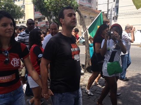 Priscilla soares não entrou em detalhes. G1 - Marcelo Freixo encerra campanha com eleitores no ...