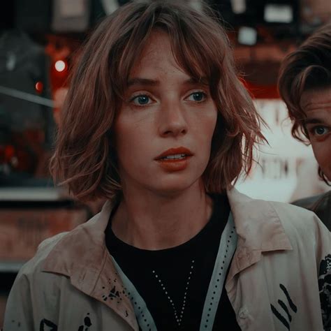 Maya Hawke Robin Buckley Icon In 2022 Robin Stranger Things