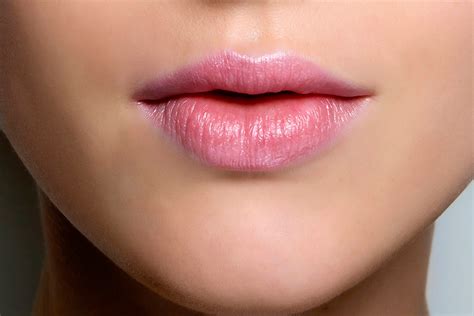 Cinderella Lips The Buzz On The Temporary Lip Injections Procedure