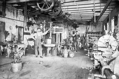 Old School Machine Shop Rockford Illinois Workshop