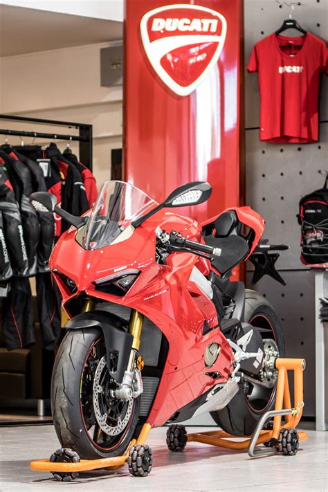 Ducati Panigale V4 Dynamoto Rolling Motorcycle Dolly Stands Ducati