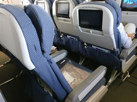 british airways world traveller economy class review