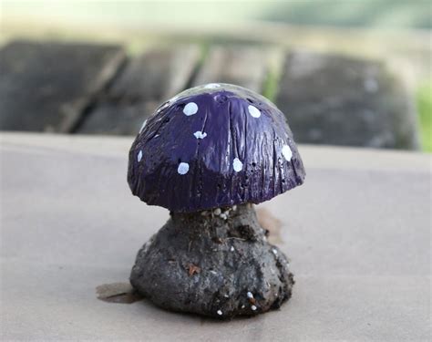 How to make cement toadstool for your garden in this tutorial, i show you how to make awesome garden mushrooms using. Crown Hill: DIY: Concrete Mushroom