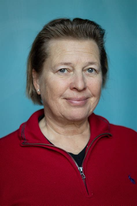 I think this is the perfect follow up to yesterday's discussion about grey gardens. Major General Kristin Lund Joins PRIO as Practitioner in ...