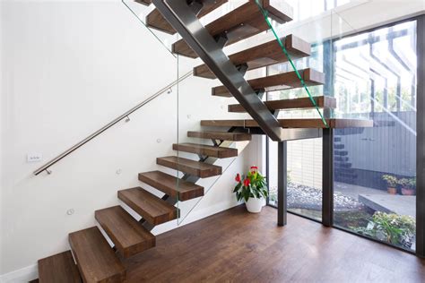 How To Make Floating Staircase 15 Awesome Floating Staircase Ideas