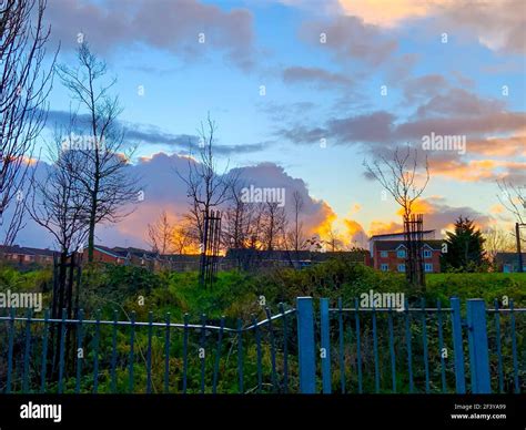 Beautiful Sunset In Colindale London United Kingdom Stock Photo Alamy