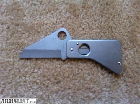 Maybe you would like to learn more about one of these? ARMSLIST - For Sale: Spyderco Spydercard