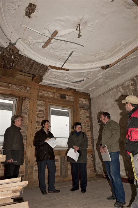 Das 4114 m² große grundstück befindet sich in einer sehr ruhigen wohnlage, am ende einer verkehrsberuhigten straße. Deutsche Stiftung Denkmalschutz: Simonetti-Haus - Coswig ...